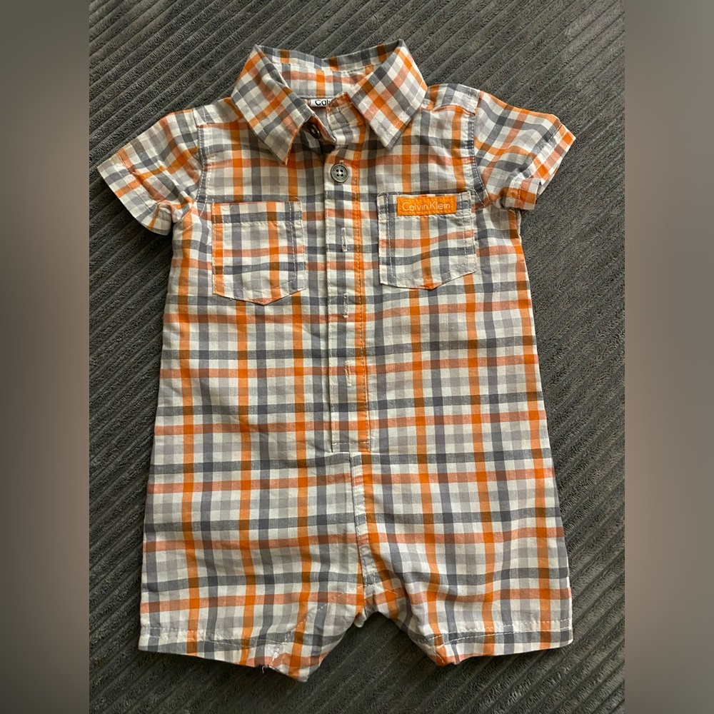 Calvin Klein one piece baby outfit size 0-3 months